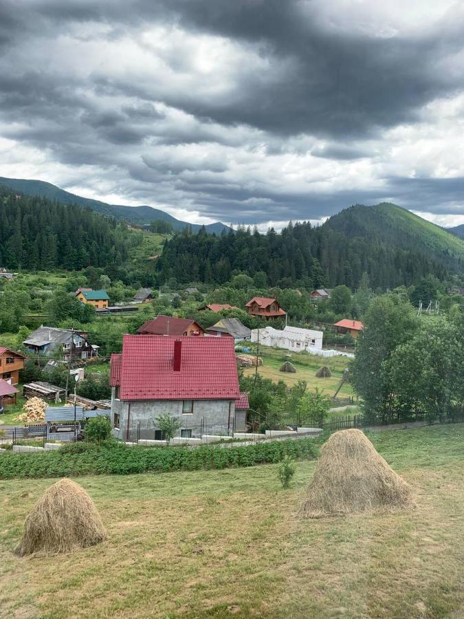 Котедж ,,Тік" Hotel ตาราริฟ ภายนอก รูปภาพ