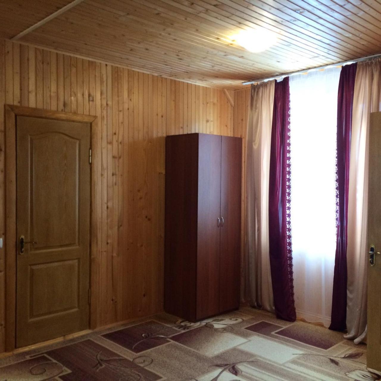 Котедж ,,Тік" Hotel ตาราริฟ ภายนอก รูปภาพ